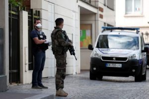 Paris-Attack-On-Soldiers-TVCNews