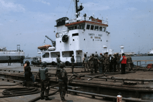 Oil bunkering-Port