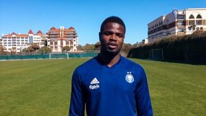 Elderson Ecjiejile moves