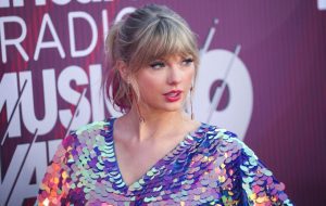 Taylor-S-920×584