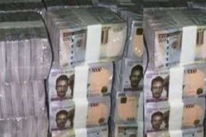 Huge-cash_750x499