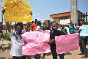 Ejigbo_cemetry_750x499
