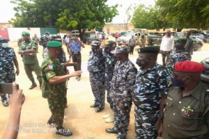 Latest Breaking News about Nigerian Army: GOC 8 Division meets Zamfara CP