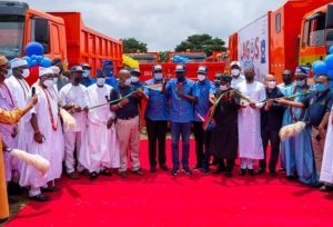  Sanwo-Olu launches 102 locally assembled compactor trucks, 100 bins to boost waste collection