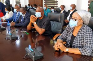  Gov. Ugwuanyi swears in Justice Ozoemena as Acting Chief Judge of Enugu 