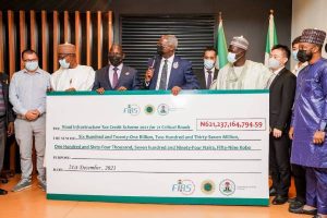 NNPC makes symbolic presentation of Cheque for reconstruction of 21 critical roads across the country