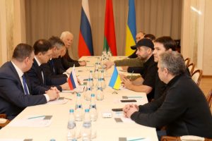 Kyiv, Moscow hold high-level talks at Ukraine-Belarus border