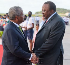 Kenyan President Kenyatta arrives in Seychelles for state visit