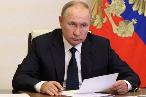 Putin to Military