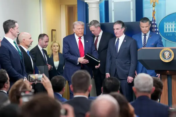 11biz-crypto-trump-1-tkph-1-superJumbo