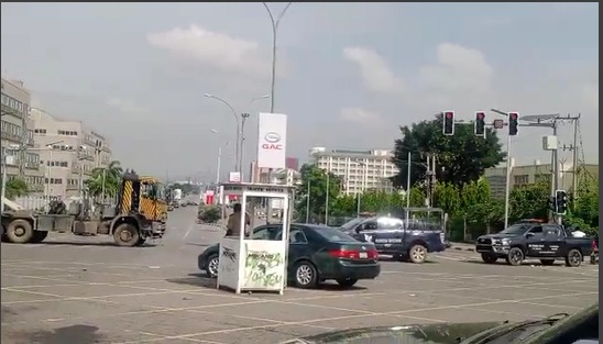 WhatsApp Image 2025-10-20 at 10.41.44_67551077