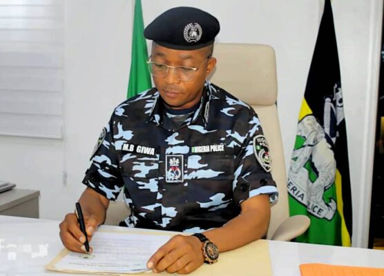 WhatsApp Image 2025-10-24 at 22.18.08_b7aff9ac