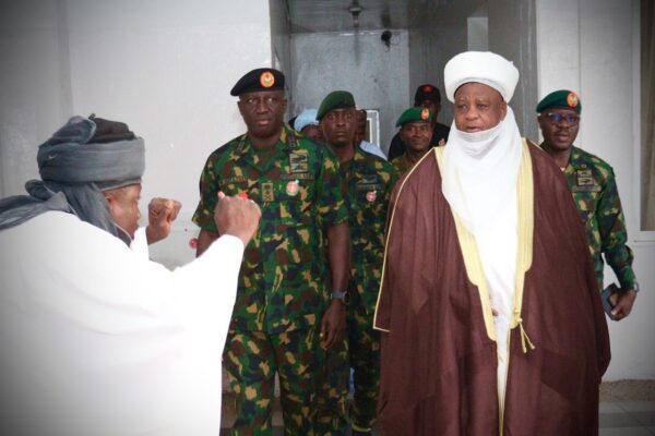 Army Chief visits Sultan of Sokoto
