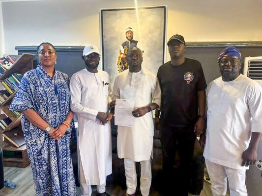 9a5afe82-8084-45c0-8a03-1311efb85fb2