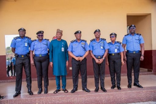 Police-511×340