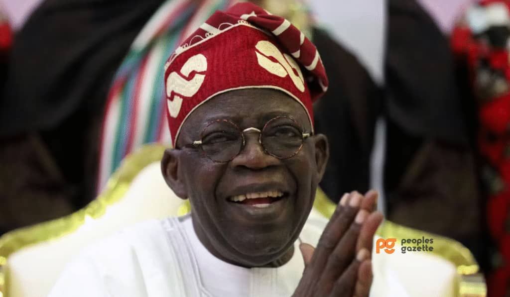 Tinubu aprueba cuenta de fondos especiales, dona salario a las tropas