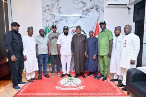 image_750x_69e8a8809fea9