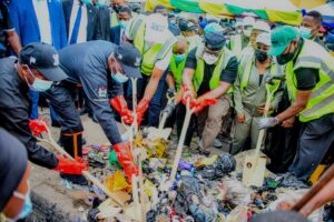 lagosre-introducesmonthlyenvironmentalsanitationexercise