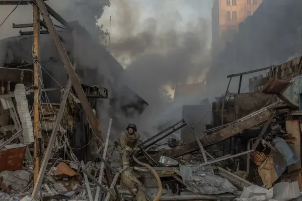 02int-ukraine-attack-01-cwgj-articleLarge