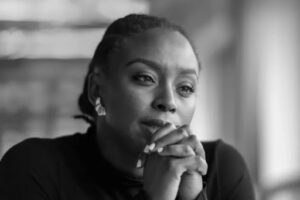 Chimamanda-Adichie-512×340