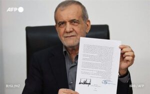 Iran Applauds US Peace Accord as ‘Historic’
