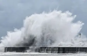 AFP__20260710__B9TP348__v3__MidRes__TopshotTaiwanWeatherTyphoon_1783759860